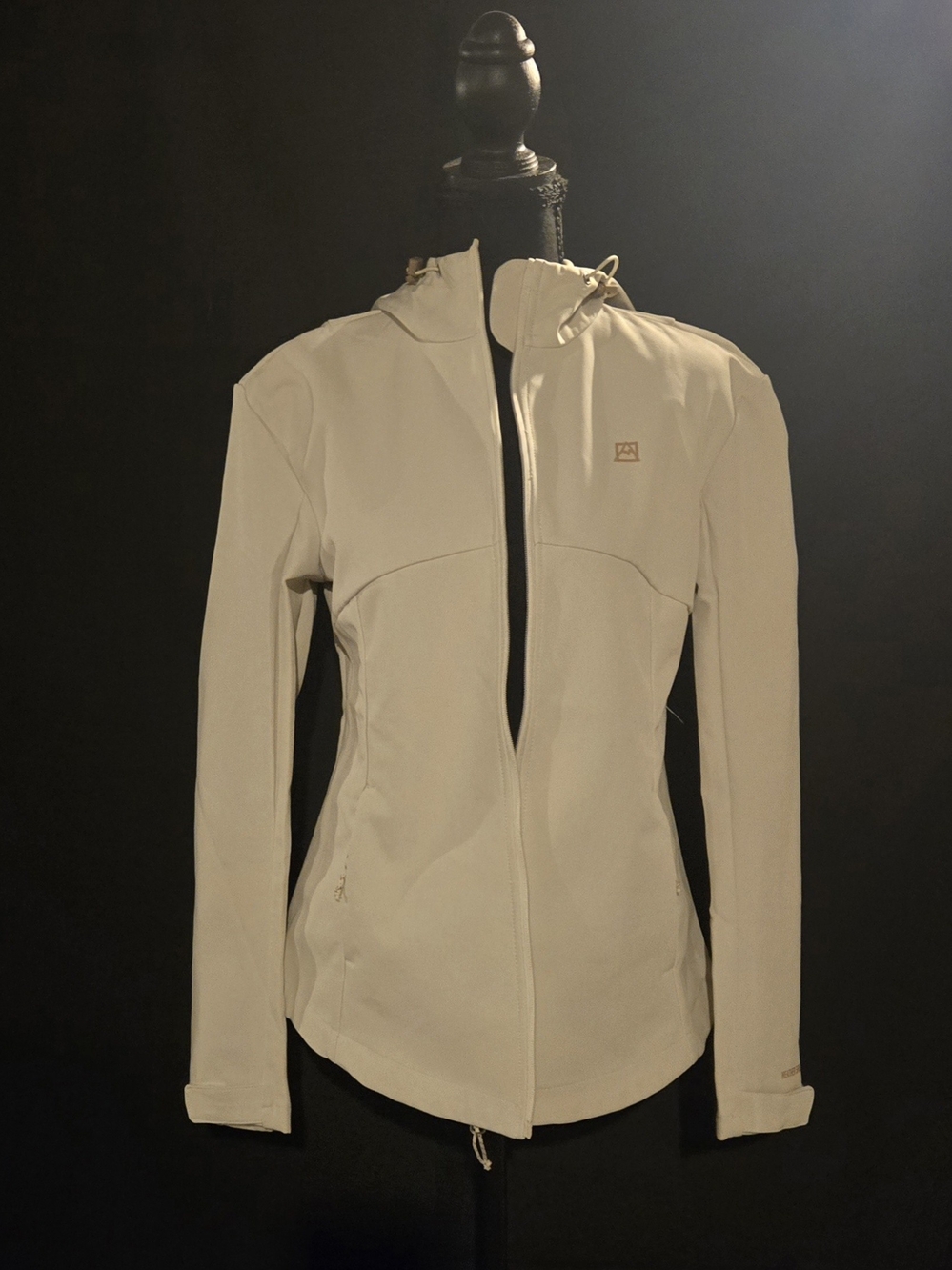 Avalanche Cream Hooded Utility Softshell Jacket XS NWOT